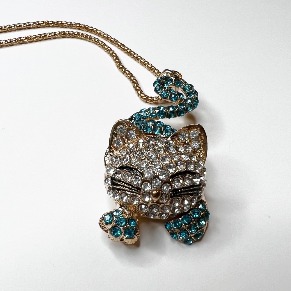 Betsey Johnson Kitty Cat Movable Crystal Jeweled Necklace In Blue and Gold - Picture 6 of 11